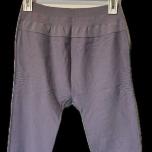 Alphelete Workout Leggings